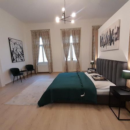 Entrez Apartment 3 - Historical Centre Košice Eksteriør bilde