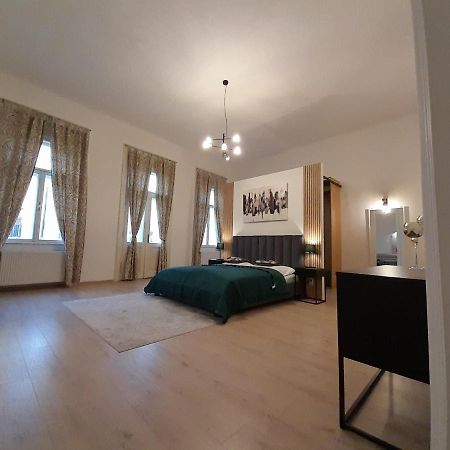 Entrez Apartment 3 - Historical Centre Košice Eksteriør bilde