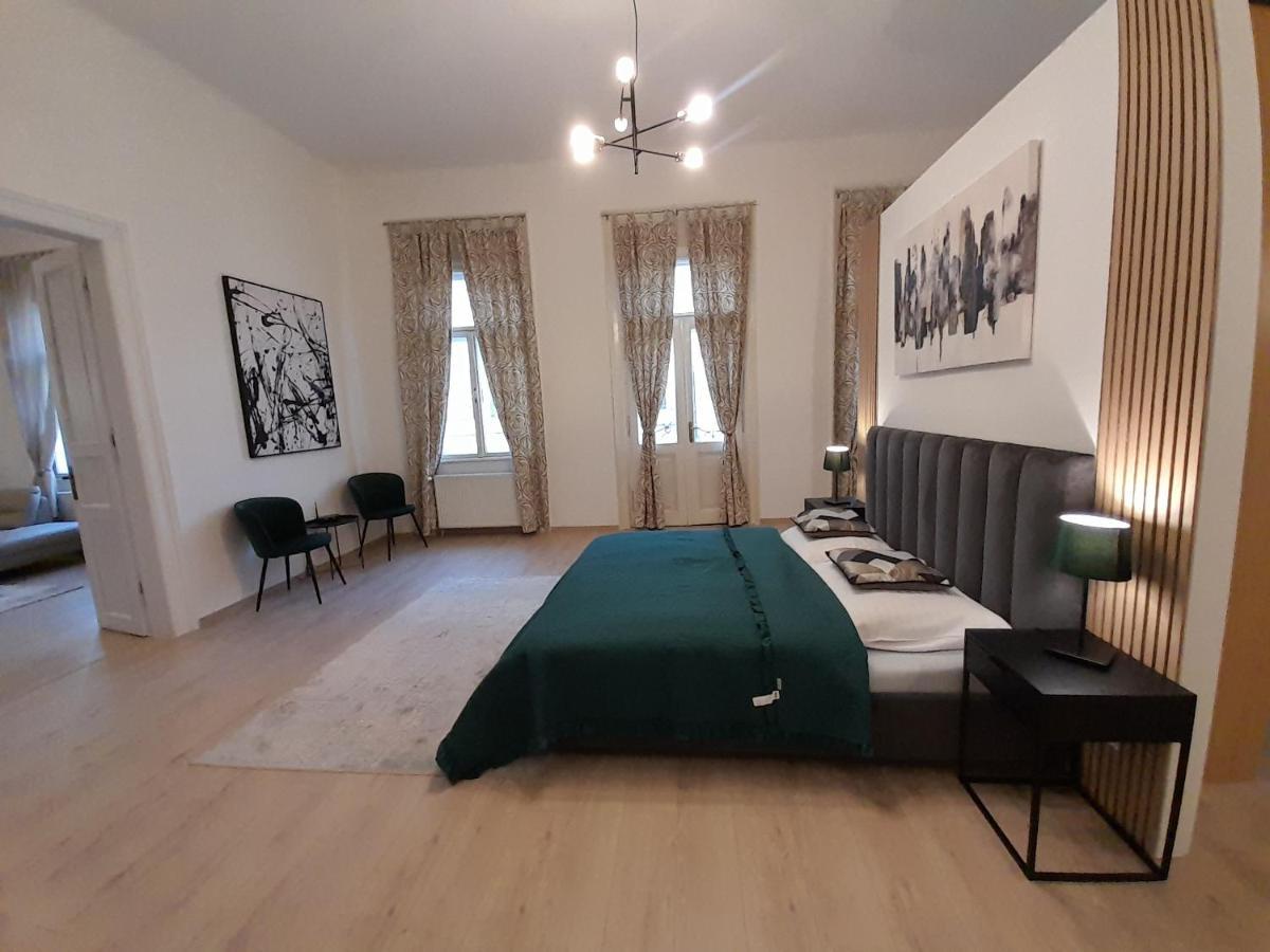 Entrez Apartment 3 - Historical Centre Košice Eksteriør bilde
