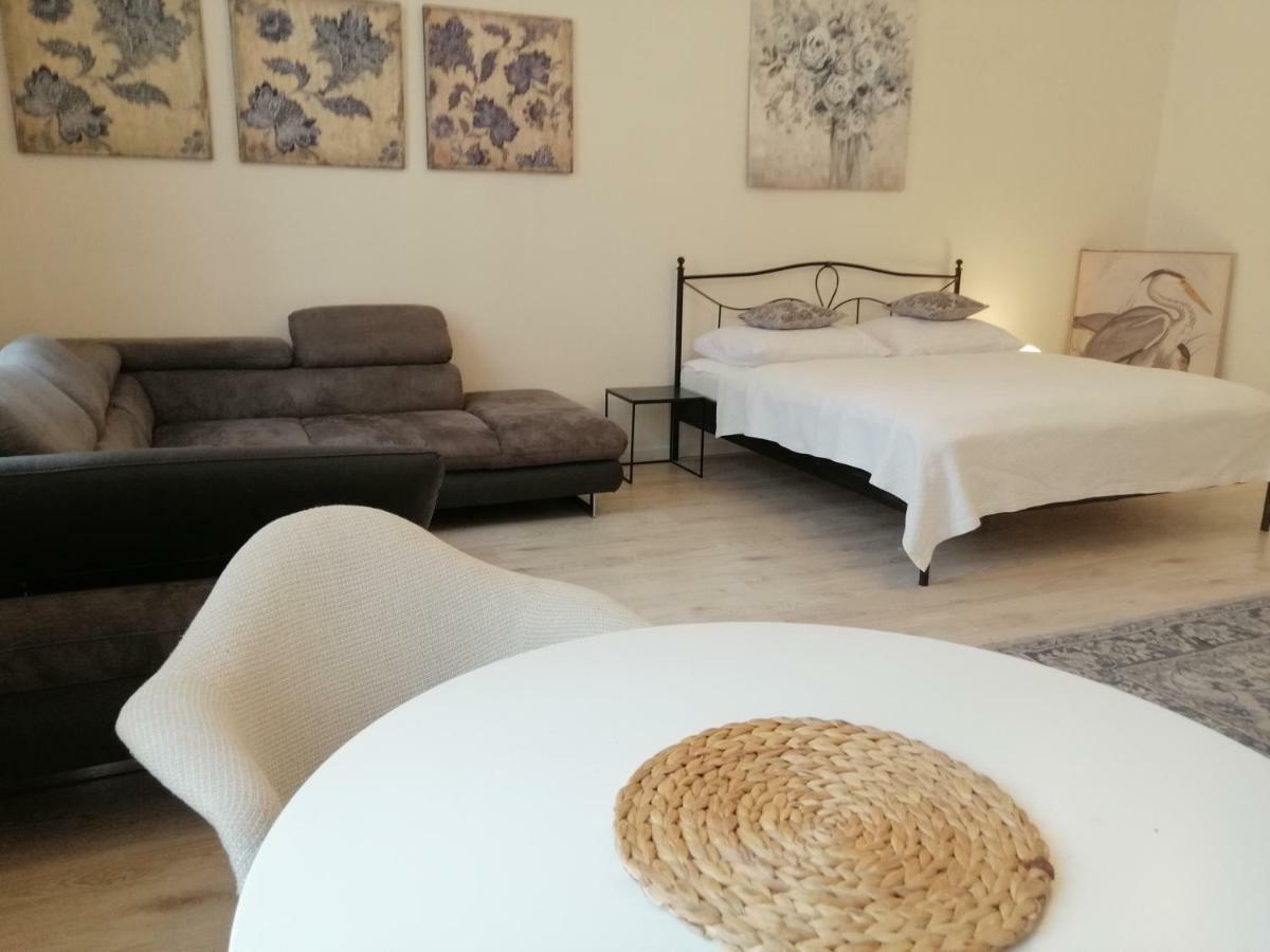 Entrez Apartment 3 - Historical Centre Košice Eksteriør bilde