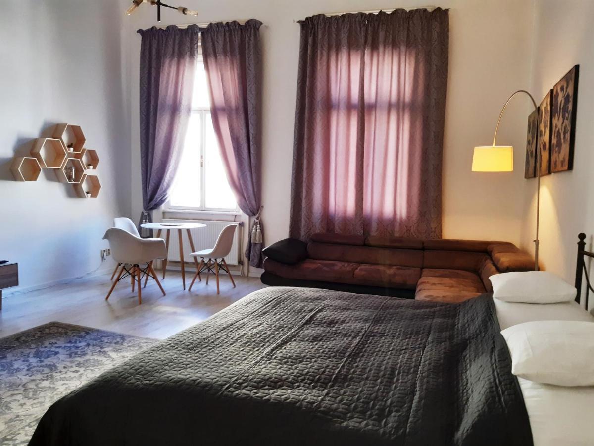Entrez Apartment 3 - Historical Centre Košice Eksteriør bilde